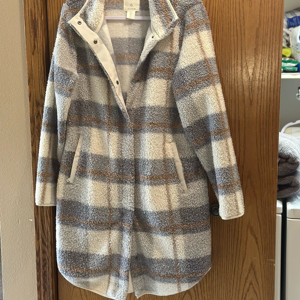 Women's Aspen Sherpa Plaid Coat — Cream & Gray